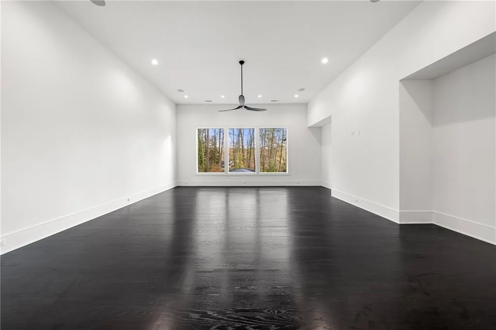 5211 Powers Ferry Road, Sandy Springs, Georgia 30327, 6 Bedrooms Bedrooms, 0 ,8 BathroomsBathrooms,Residential,For Sale,5211 Powers Ferry Road,7820662