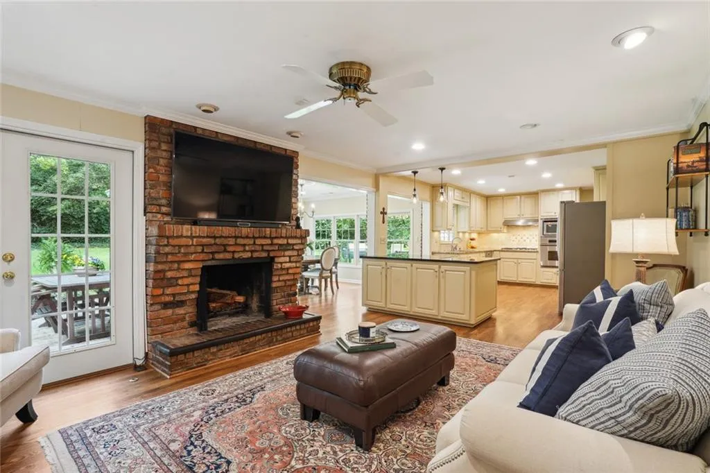 4740 Westfield Drive, Atlanta, Georgia 30342, 4 Bedrooms Bedrooms, ,3 BathroomsBathrooms,Residential,Sold,4740 Westfield Drive,7142748
