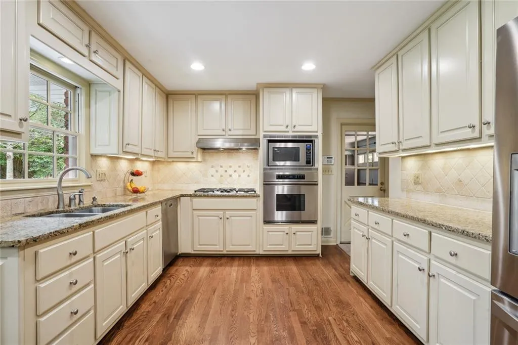 4740 Westfield Drive, Atlanta, Georgia 30342, 4 Bedrooms Bedrooms, ,3 BathroomsBathrooms,Residential,Sold,4740 Westfield Drive,7142748