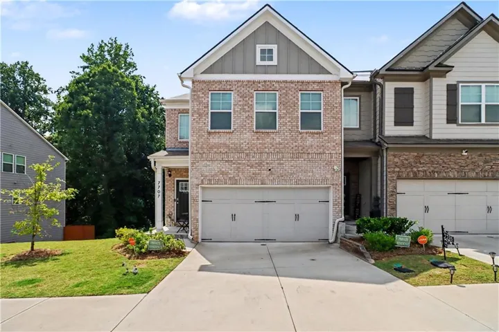 7707 Baron Road, Fairburn, Georgia 30213