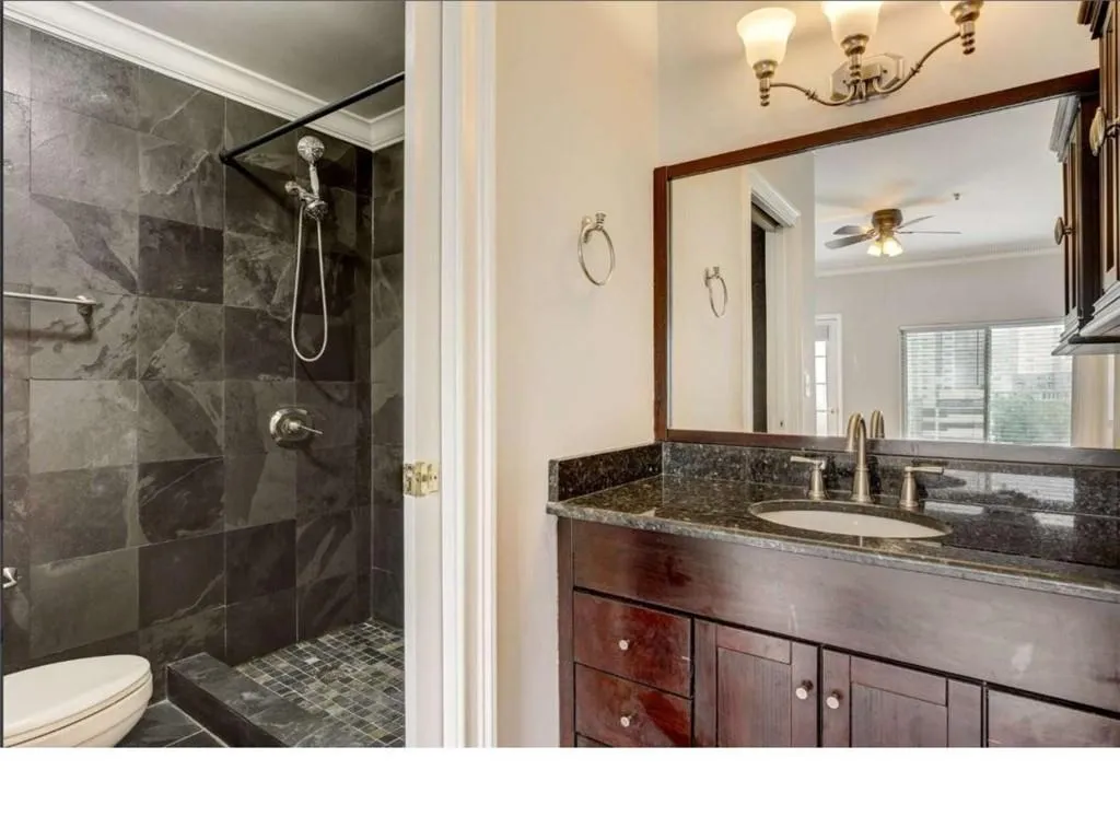 2161 Peachtree Road Apt 706, Atlanta, Georgia 30309, 2 Bedrooms Bedrooms, ,2 BathroomsBathrooms,Residential,For Sale,2161 Peachtree Road Apt 706,7575860