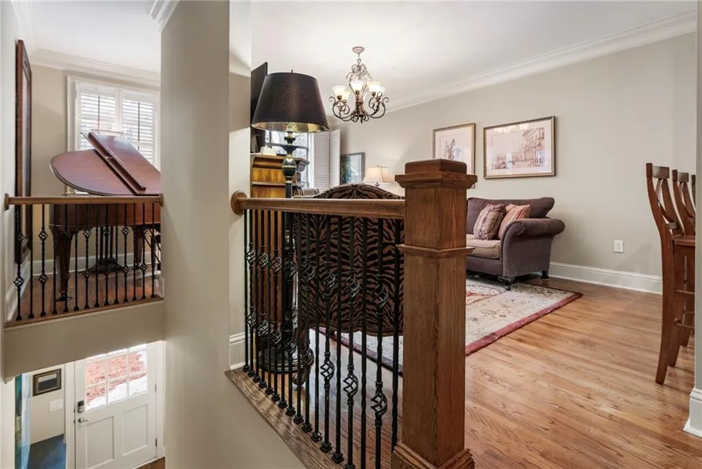 5460 Glenridge Park Unit 1303, Sandy Springs, Georgia 30342, 3 Bedrooms Bedrooms, ,2 BathroomsBathrooms,Residential,For Sale,5460 Glenridge Park Unit 1303,7732637