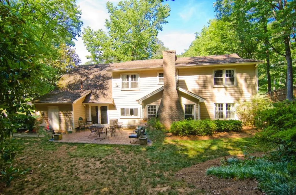 400 Schooner Circle, Sandy Springs, Georgia 30328, 5 Bedrooms Bedrooms, ,3 BathroomsBathrooms,Residential,Sold,400 Schooner Circle,5707630