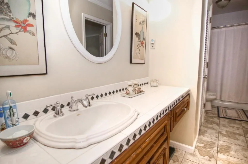 400 Schooner Circle, Sandy Springs, Georgia 30328, 5 Bedrooms Bedrooms, ,3 BathroomsBathrooms,Residential,Sold,400 Schooner Circle,5707630