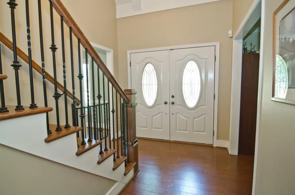 400 Schooner Circle, Sandy Springs, Georgia 30328, 5 Bedrooms Bedrooms, ,3 BathroomsBathrooms,Residential,Sold,400 Schooner Circle,5707630