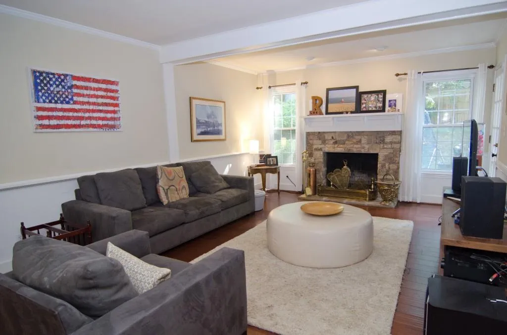 400 Schooner Circle, Sandy Springs, Georgia 30328, 5 Bedrooms Bedrooms, ,3 BathroomsBathrooms,Residential,Sold,400 Schooner Circle,5707630