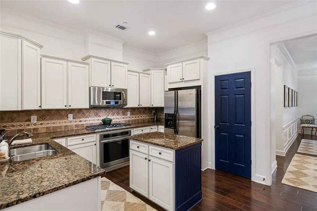 832 Northam Lane Ne, Atlanta, Georgia 30342, 4 Bedrooms Bedrooms, ,3 BathroomsBathrooms,Residential,Sold,832 Northam Lane Ne,6844334