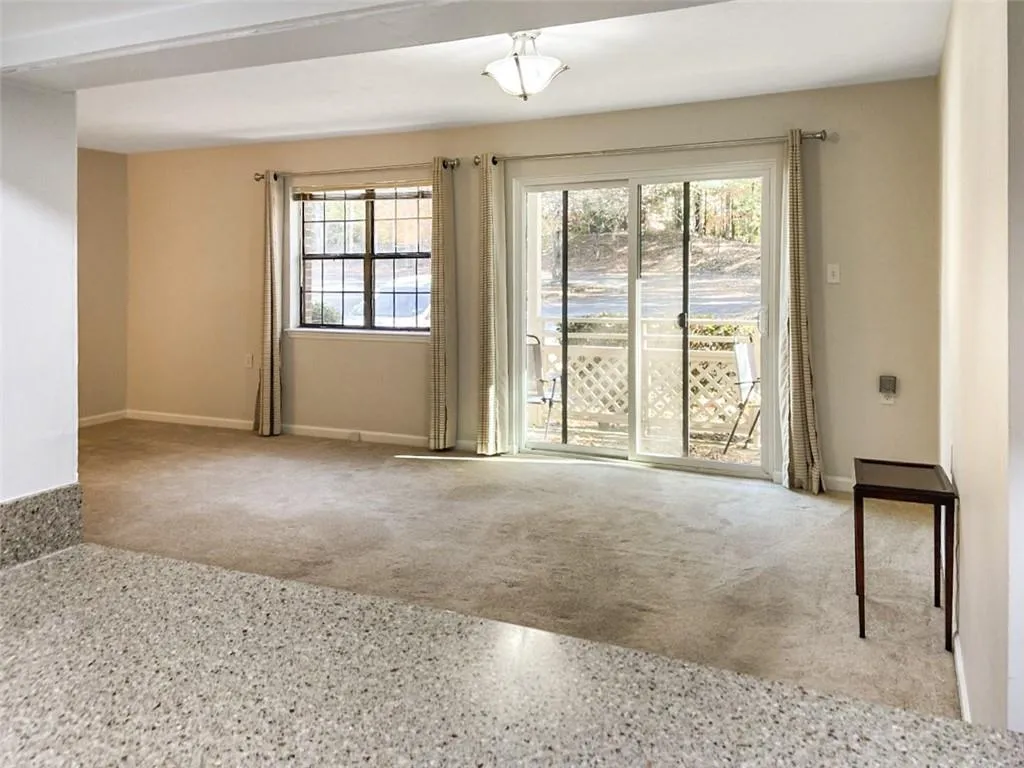 475 Mount Vernon Highway Ne Unit C119, Atlanta, Georgia 30328, 1 Bedroom Bedrooms, ,1 BathroomBathrooms,Residential,Sold,475 Mount Vernon Highway Ne Unit C119,6970237
