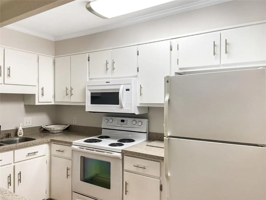 475 Mount Vernon Highway Ne Unit C119, Atlanta, Georgia 30328, 1 Bedroom Bedrooms, ,1 BathroomBathrooms,Residential,Sold,475 Mount Vernon Highway Ne Unit C119,6970237