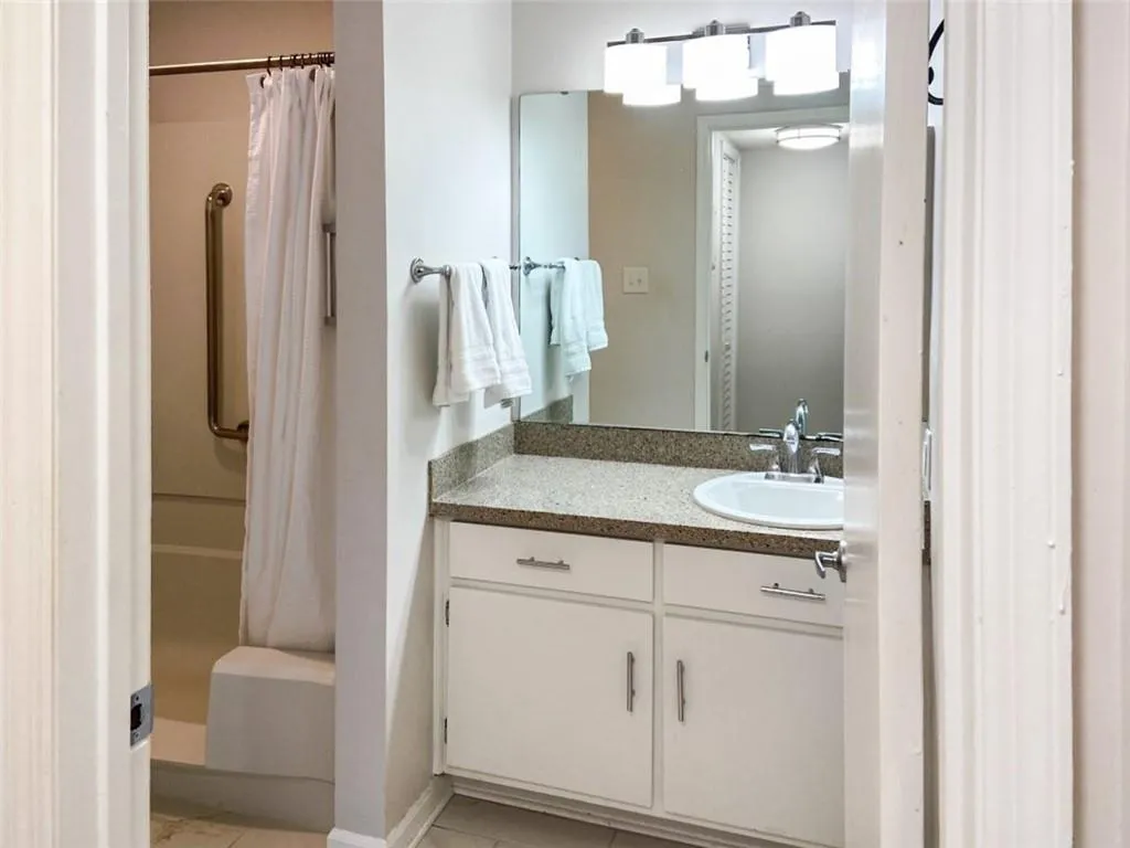 475 Mount Vernon Highway Ne Unit C119, Atlanta, Georgia 30328, 1 Bedroom Bedrooms, ,1 BathroomBathrooms,Residential,Sold,475 Mount Vernon Highway Ne Unit C119,6970237
