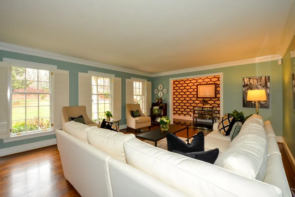 50 Michelle Circle, Sandy Springs, Georgia 30342, 4 Bedrooms Bedrooms, ,3 BathroomsBathrooms,Residential,Sold,50 Michelle Circle,5810970