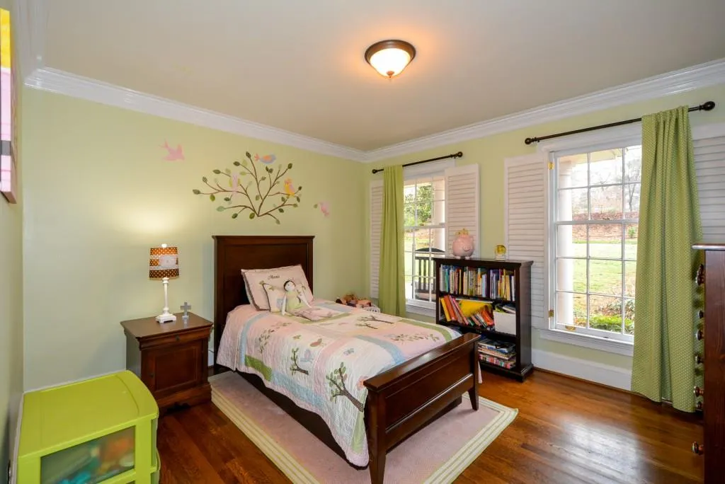 50 Michelle Circle, Sandy Springs, Georgia 30342, 4 Bedrooms Bedrooms, ,3 BathroomsBathrooms,Residential,Sold,50 Michelle Circle,5810970