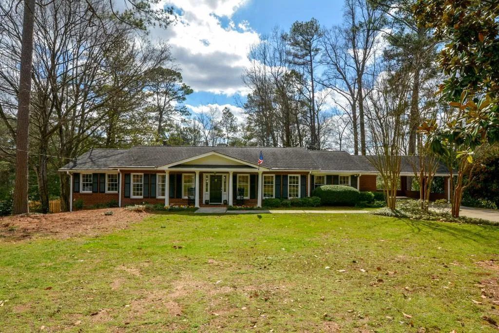 50 Michelle Circle, Sandy Springs, Georgia 30342, 4 Bedrooms Bedrooms, ,3 BathroomsBathrooms,Residential,Sold,50 Michelle Circle,5810970