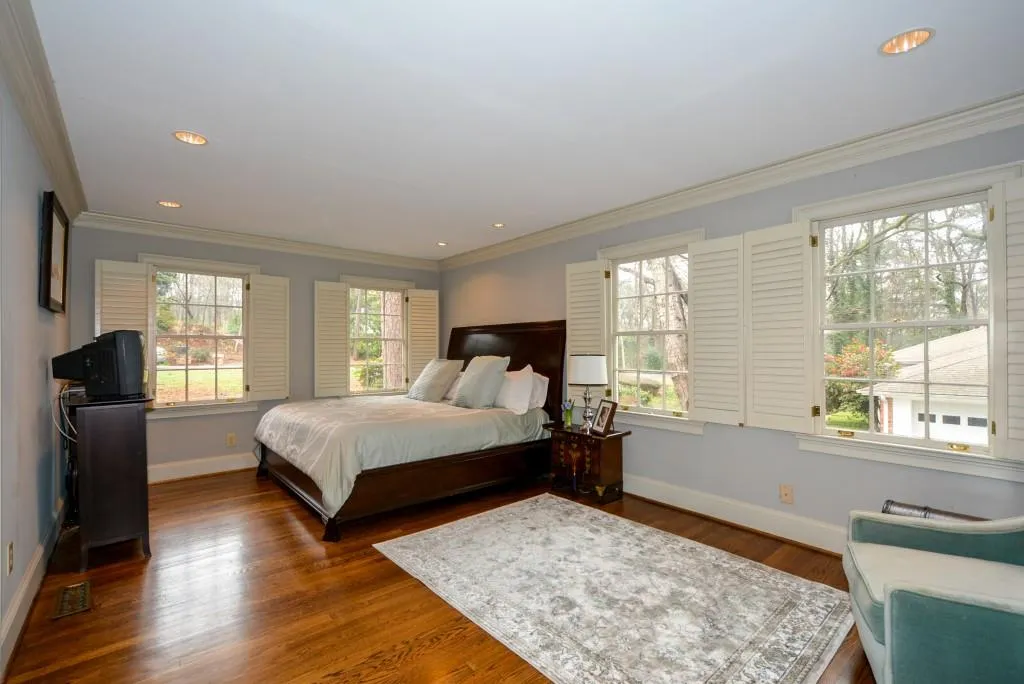 50 Michelle Circle, Sandy Springs, Georgia 30342, 4 Bedrooms Bedrooms, ,3 BathroomsBathrooms,Residential,Sold,50 Michelle Circle,5810970
