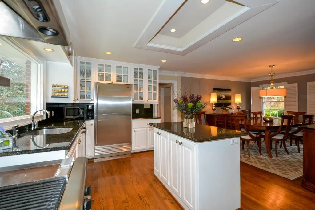 50 Michelle Circle, Sandy Springs, Georgia 30342, 4 Bedrooms Bedrooms, ,3 BathroomsBathrooms,Residential,Sold,50 Michelle Circle,5810970