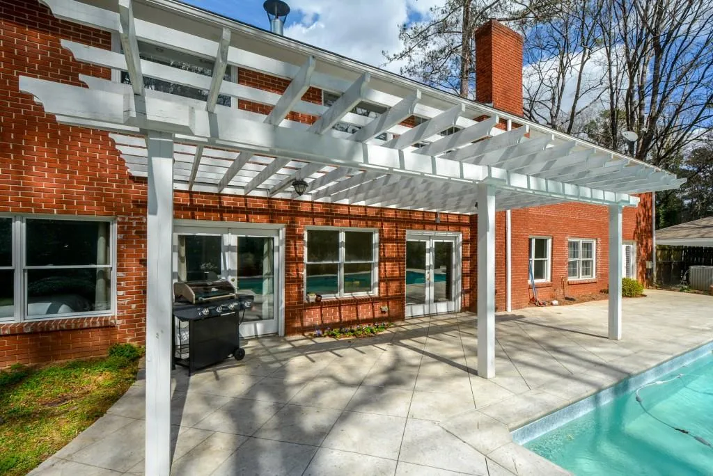 50 Michelle Circle, Sandy Springs, Georgia 30342, 4 Bedrooms Bedrooms, ,3 BathroomsBathrooms,Residential,Sold,50 Michelle Circle,5810970