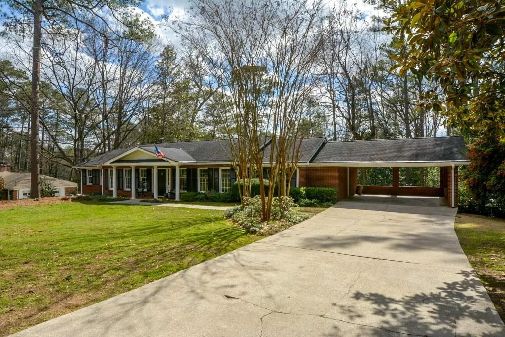 50 Michelle Circle, Sandy Springs, Georgia 30342, 4 Bedrooms Bedrooms, ,3 BathroomsBathrooms,Residential,Sold,50 Michelle Circle,5810970