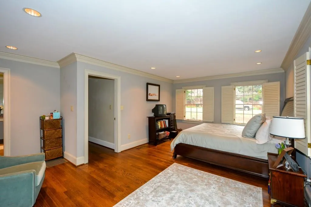 50 Michelle Circle, Sandy Springs, Georgia 30342, 4 Bedrooms Bedrooms, ,3 BathroomsBathrooms,Residential,Sold,50 Michelle Circle,5810970