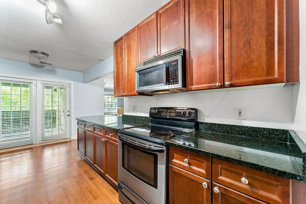 750 Dalrymple Road Unit M4, Sandy Springs, Georgia 30328, 3 Bedrooms Bedrooms, ,2 BathroomsBathrooms,Residential,Sold,750 Dalrymple Road Unit M4,7103438