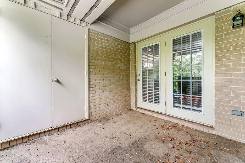 750 Dalrymple Road Unit M4, Sandy Springs, Georgia 30328, 3 Bedrooms Bedrooms, ,2 BathroomsBathrooms,Residential,Sold,750 Dalrymple Road Unit M4,7103438