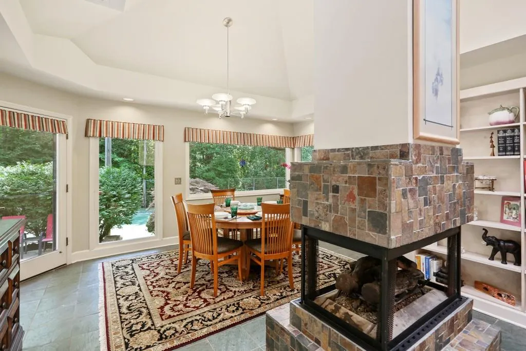 145 River North Circle, Sandy Springs, Georgia 30328, 4 Bedrooms Bedrooms, ,4 BathroomsBathrooms,Residential,Sold,145 River North Circle,6048266