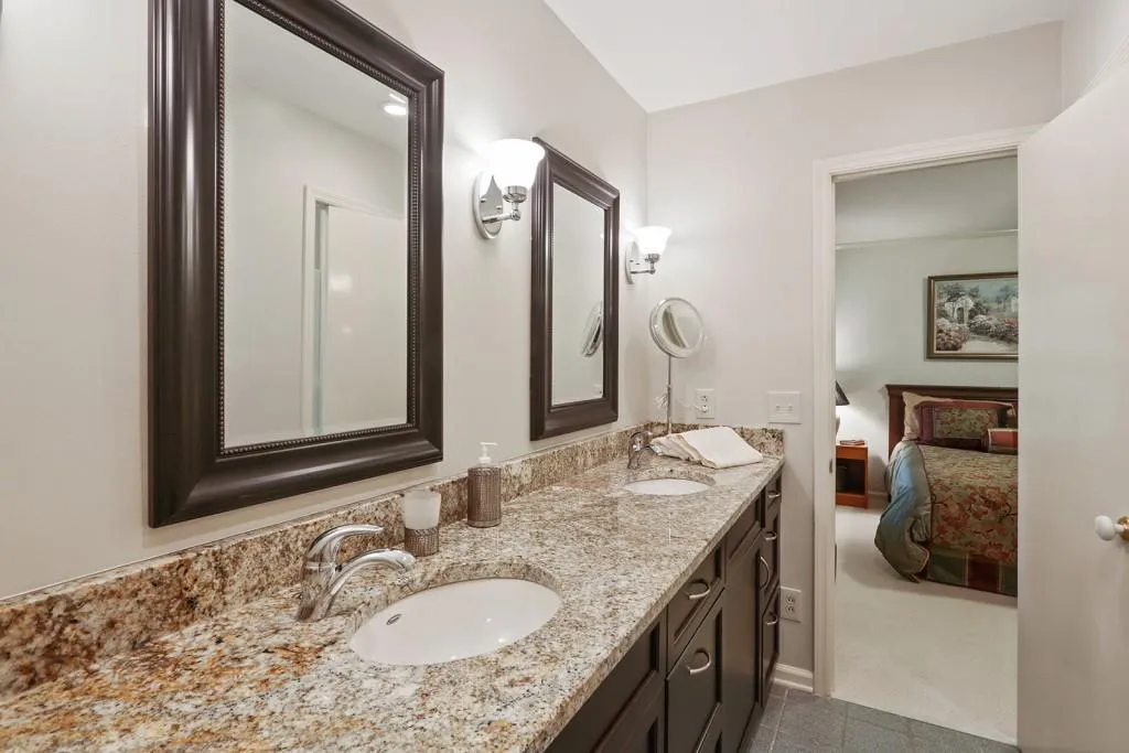 145 River North Circle, Sandy Springs, Georgia 30328, 4 Bedrooms Bedrooms, ,4 BathroomsBathrooms,Residential,Sold,145 River North Circle,6048266