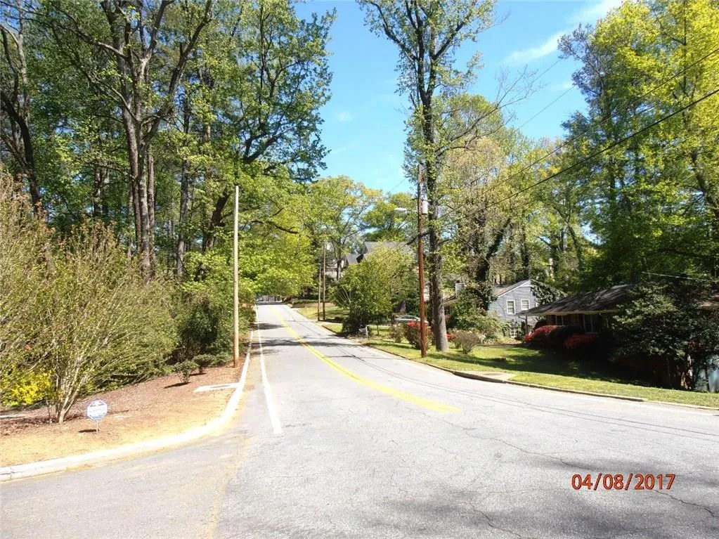 51 Spruell Springs Road, Atlanta, Georgia 30342, 2 Bedrooms Bedrooms, ,2 BathroomsBathrooms,Residential,Sold,51 Spruell Springs Road,5832185