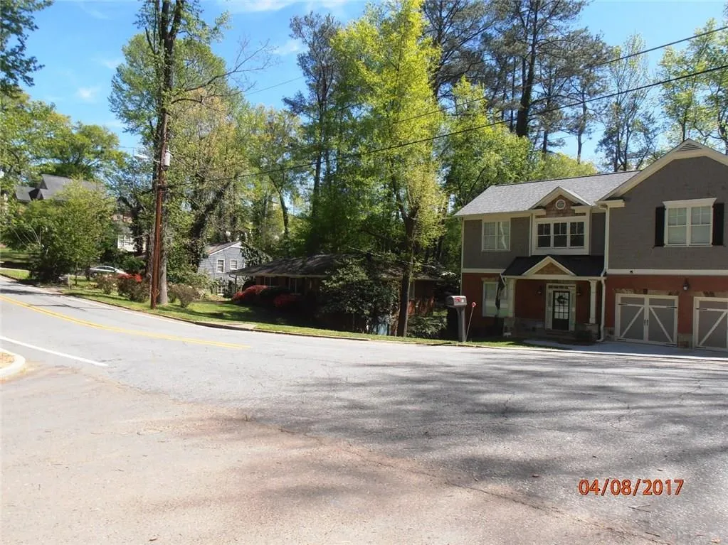 51 Spruell Springs Road, Atlanta, Georgia 30342, 2 Bedrooms Bedrooms, ,2 BathroomsBathrooms,Residential,Sold,51 Spruell Springs Road,5832185