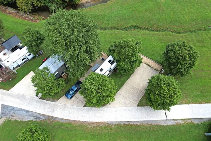 Lot #34 - the second one from right to left