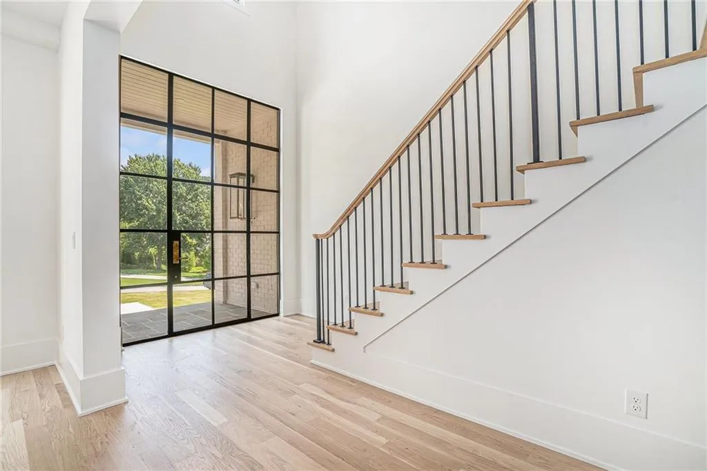530 Old Cobblestone Drive, Atlanta, Georgia 30350, 5 Bedrooms Bedrooms, ,5 BathroomsBathrooms,Residential,For Sale,530 Old Cobblestone Drive,7653439