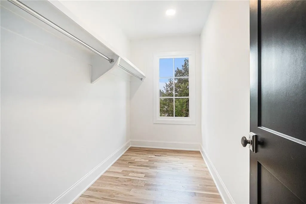 530 Old Cobblestone Drive, Atlanta, Georgia 30350, 5 Bedrooms Bedrooms, ,5 BathroomsBathrooms,Residential,For Sale,530 Old Cobblestone Drive,7653439