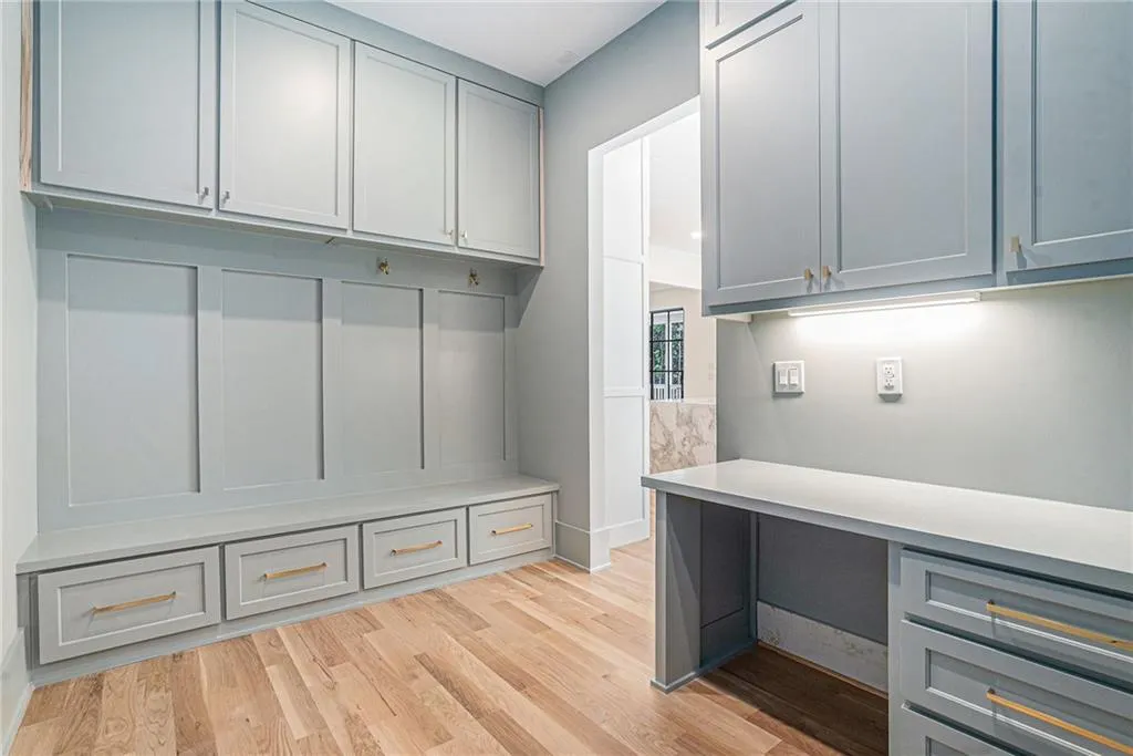 530 Old Cobblestone Drive, Atlanta, Georgia 30350, 5 Bedrooms Bedrooms, ,5 BathroomsBathrooms,Residential,For Sale,530 Old Cobblestone Drive,7653439