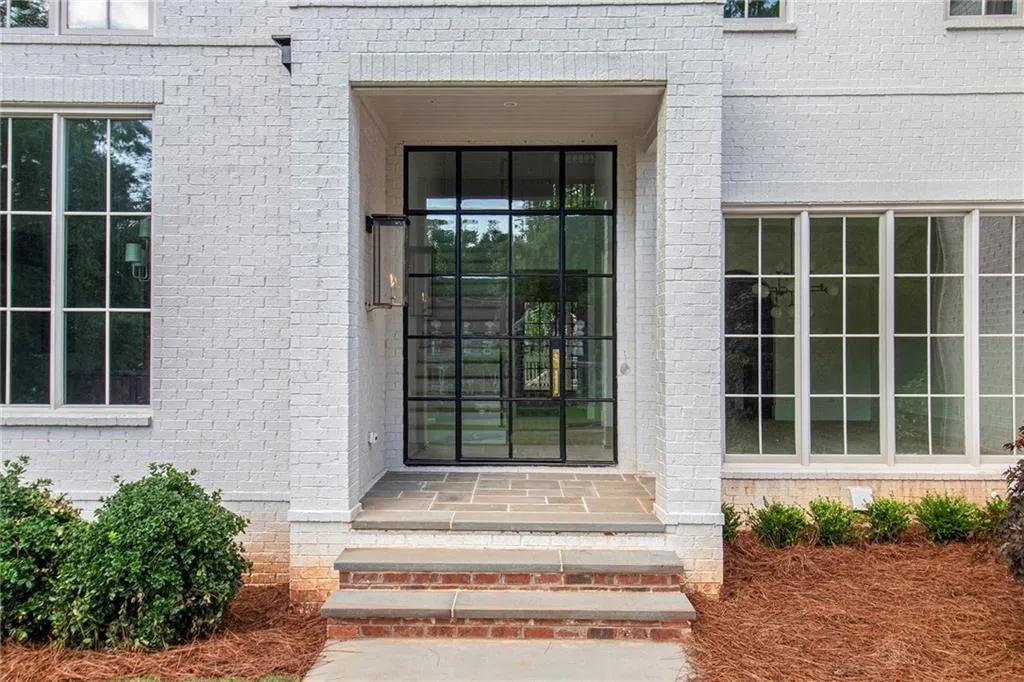 530 Old Cobblestone Drive, Atlanta, Georgia 30350, 5 Bedrooms Bedrooms, ,5 BathroomsBathrooms,Residential,For Sale,530 Old Cobblestone Drive,7653439