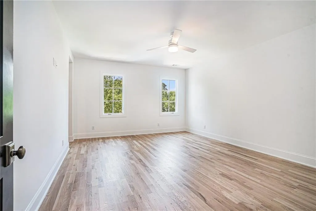 530 Old Cobblestone Drive, Atlanta, Georgia 30350, 5 Bedrooms Bedrooms, ,5 BathroomsBathrooms,Residential,For Sale,530 Old Cobblestone Drive,7653439