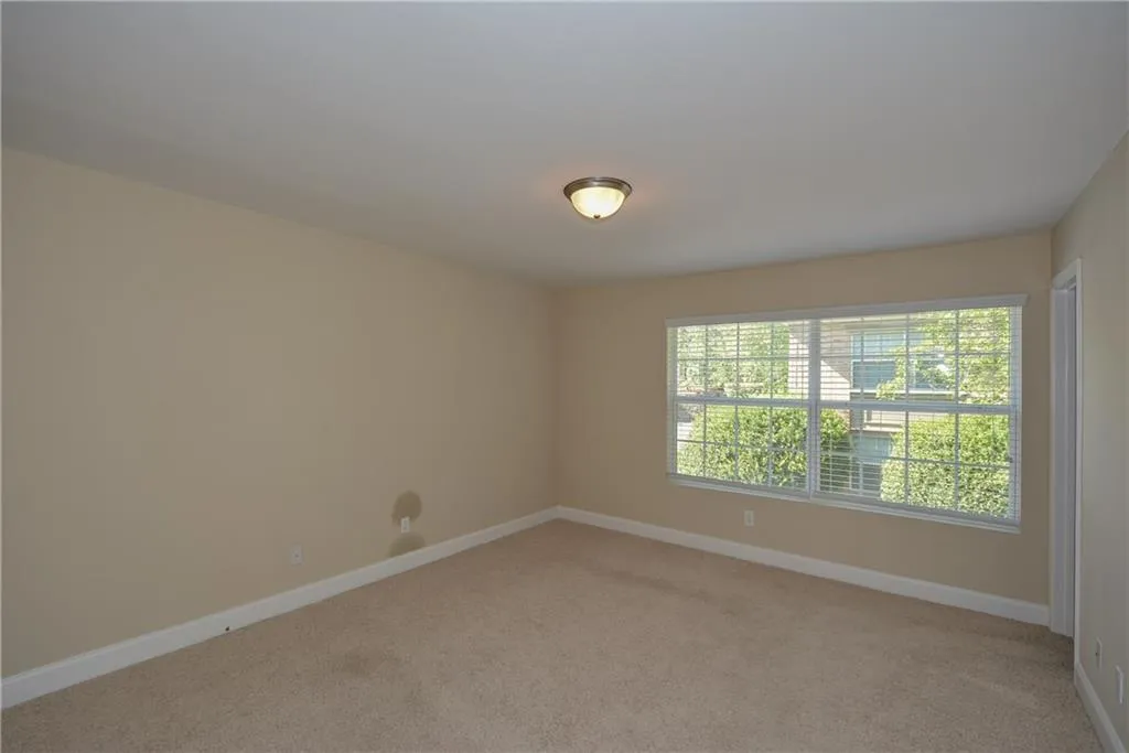 6980 Roswell Road Unit N-6, Atlanta, Georgia 30328, 3 Bedrooms Bedrooms, ,2 BathroomsBathrooms,Residential,Sold,6980 Roswell Road Unit N-6,6000081