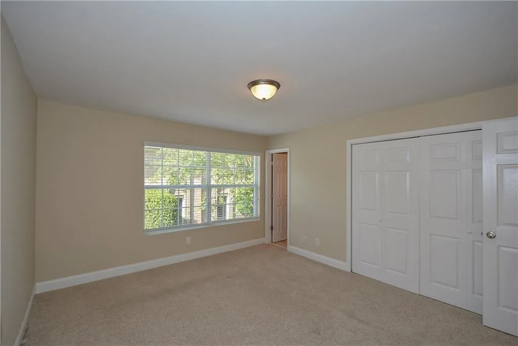 6980 Roswell Road Unit N-6, Atlanta, Georgia 30328, 3 Bedrooms Bedrooms, ,2 BathroomsBathrooms,Residential,Sold,6980 Roswell Road Unit N-6,6000081