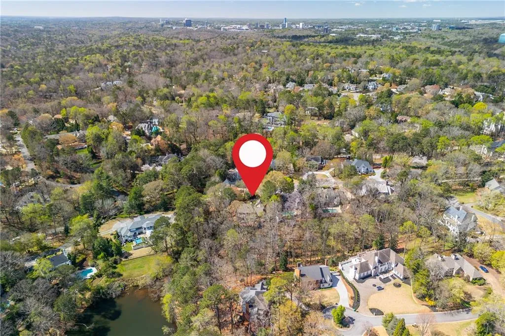 910 Curlew Court, Sandy Springs, Georgia 30327, 5 Bedrooms Bedrooms, ,5 BathroomsBathrooms,Residential,For Sale,910 Curlew Court,7736831