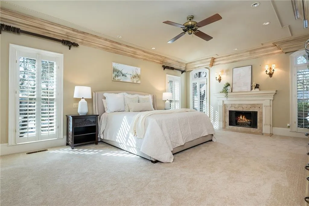 910 Curlew Court, Sandy Springs, Georgia 30327, 5 Bedrooms Bedrooms, ,5 BathroomsBathrooms,Residential,For Sale,910 Curlew Court,7736831