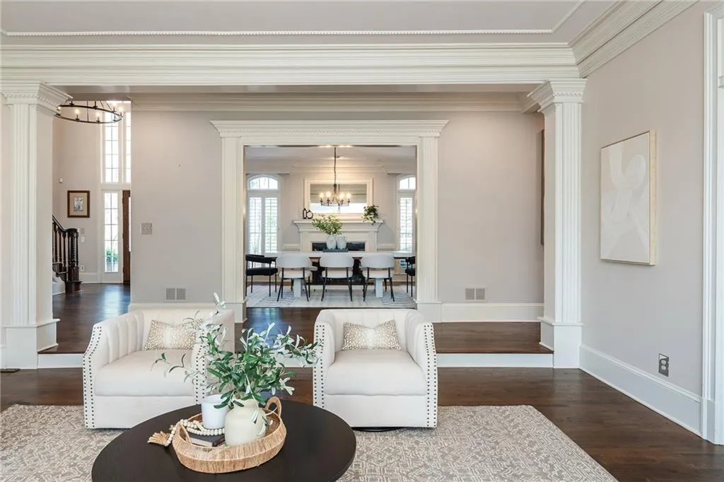 910 Curlew Court, Sandy Springs, Georgia 30327, 5 Bedrooms Bedrooms, ,5 BathroomsBathrooms,Residential,For Sale,910 Curlew Court,7736831