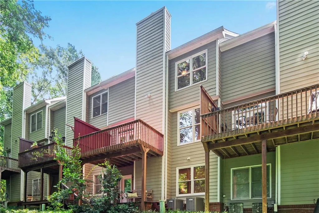 7950 Colquitt Road Unit C2, Sandy Springs, Georgia 30350, 3 Bedrooms Bedrooms, ,3 BathroomsBathrooms,Residential,Sold,7950 Colquitt Road Unit C2,6754225