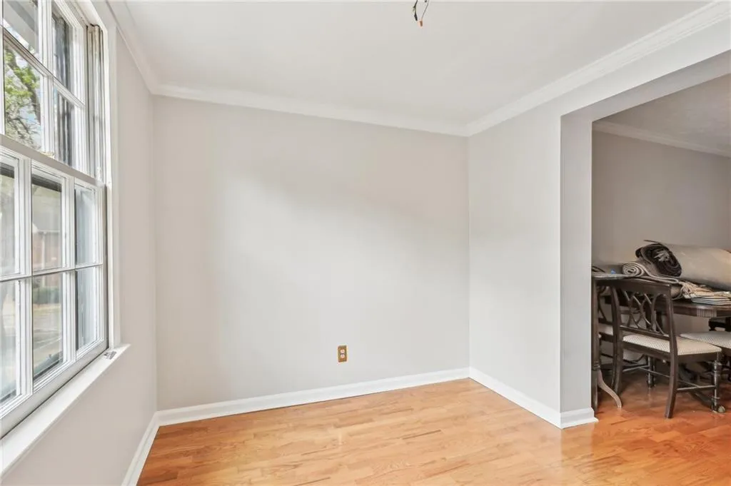 6700 Roswell Road Unit 14c, Atlanta, Georgia 30328, 3 Bedrooms Bedrooms, ,2 BathroomsBathrooms,Residential,Sold,6700 Roswell Road Unit 14c,7547215