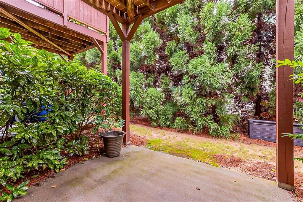 940 Delaronde Court, Atlanta, Georgia 30328, 3 Bedrooms Bedrooms, ,3 BathroomsBathrooms,Residential,Sold,940 Delaronde Court,6962359