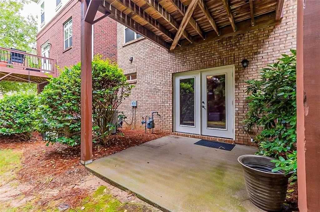 940 Delaronde Court, Atlanta, Georgia 30328, 3 Bedrooms Bedrooms, ,3 BathroomsBathrooms,Residential,Sold,940 Delaronde Court,6962359