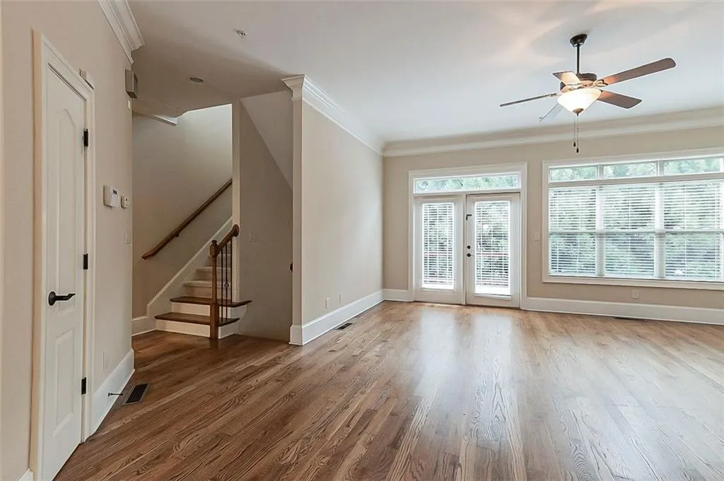 940 Delaronde Court, Atlanta, Georgia 30328, 3 Bedrooms Bedrooms, ,3 BathroomsBathrooms,Residential,Sold,940 Delaronde Court,6962359