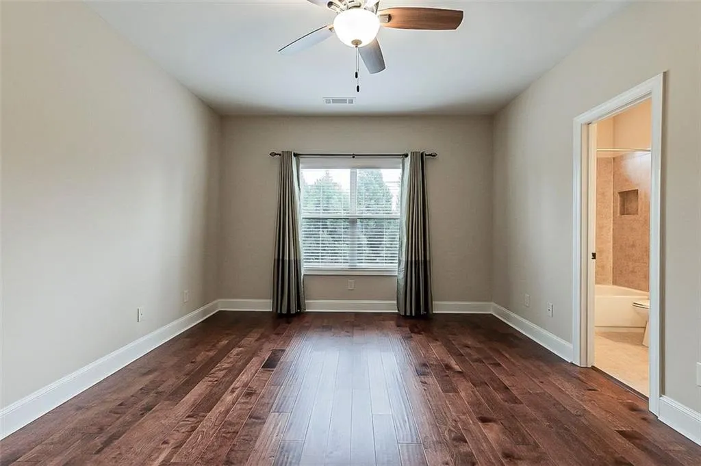 940 Delaronde Court, Atlanta, Georgia 30328, 3 Bedrooms Bedrooms, ,3 BathroomsBathrooms,Residential,Sold,940 Delaronde Court,6962359