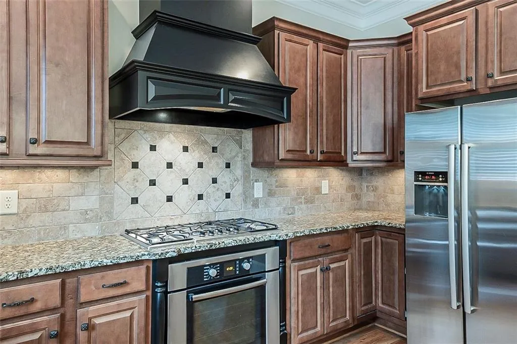 940 Delaronde Court, Atlanta, Georgia 30328, 3 Bedrooms Bedrooms, ,3 BathroomsBathrooms,Residential,Sold,940 Delaronde Court,6962359