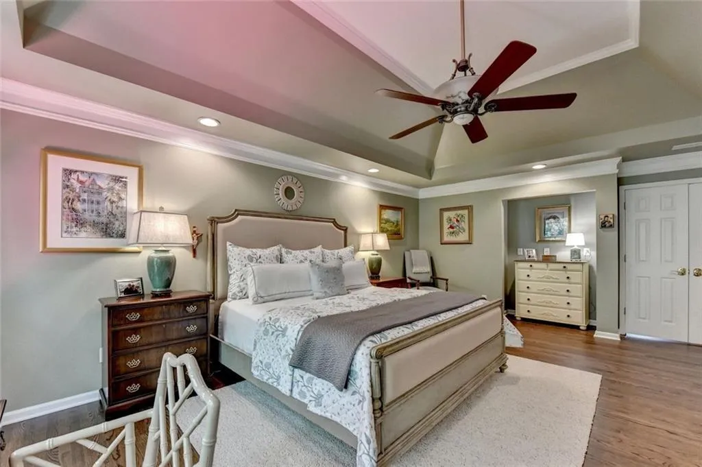 1 Carrington Way, Atlanta, Georgia 30328, 3 Bedrooms Bedrooms, ,3 BathroomsBathrooms,Residential,For Sale,1 Carrington Way,7617875