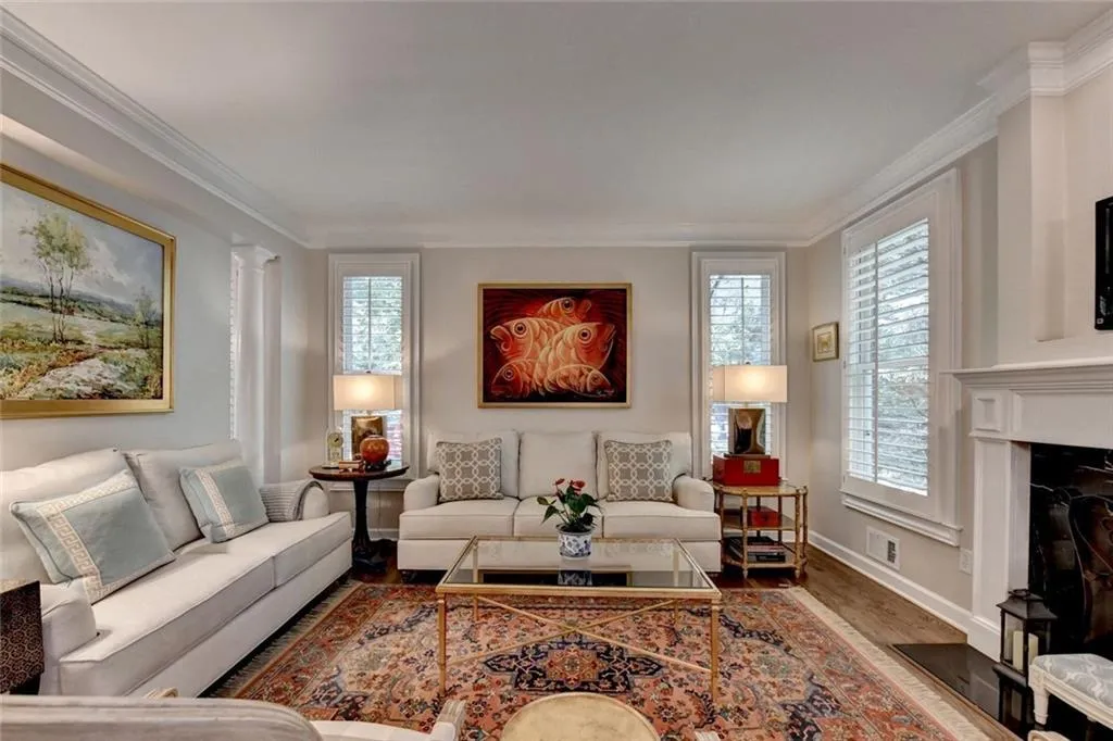 1 Carrington Way, Atlanta, Georgia 30328, 3 Bedrooms Bedrooms, ,3 BathroomsBathrooms,Residential,For Sale,1 Carrington Way,7617875