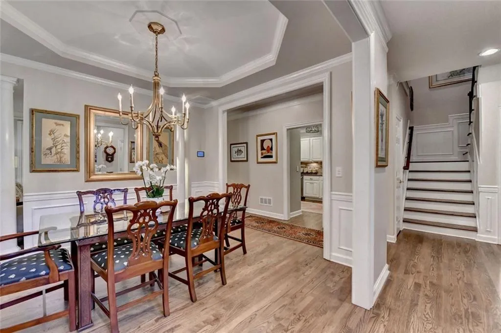 1 Carrington Way, Atlanta, Georgia 30328, 3 Bedrooms Bedrooms, ,3 BathroomsBathrooms,Residential,For Sale,1 Carrington Way,7617875
