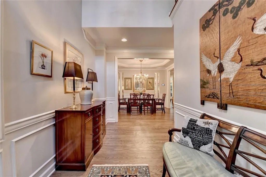 1 Carrington Way, Atlanta, Georgia 30328, 3 Bedrooms Bedrooms, ,3 BathroomsBathrooms,Residential,For Sale,1 Carrington Way,7617875